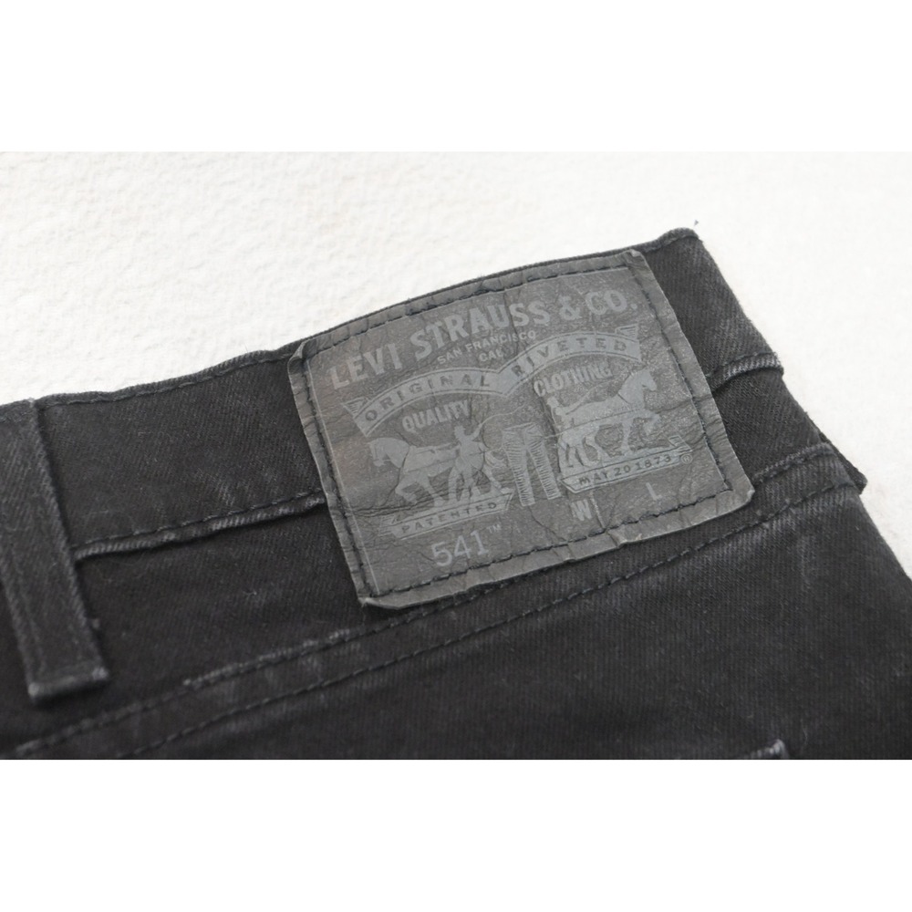 Levis 541 Athletic Taper Jeans Mens 48x32 Black Stretch Denim Pants Excellent
